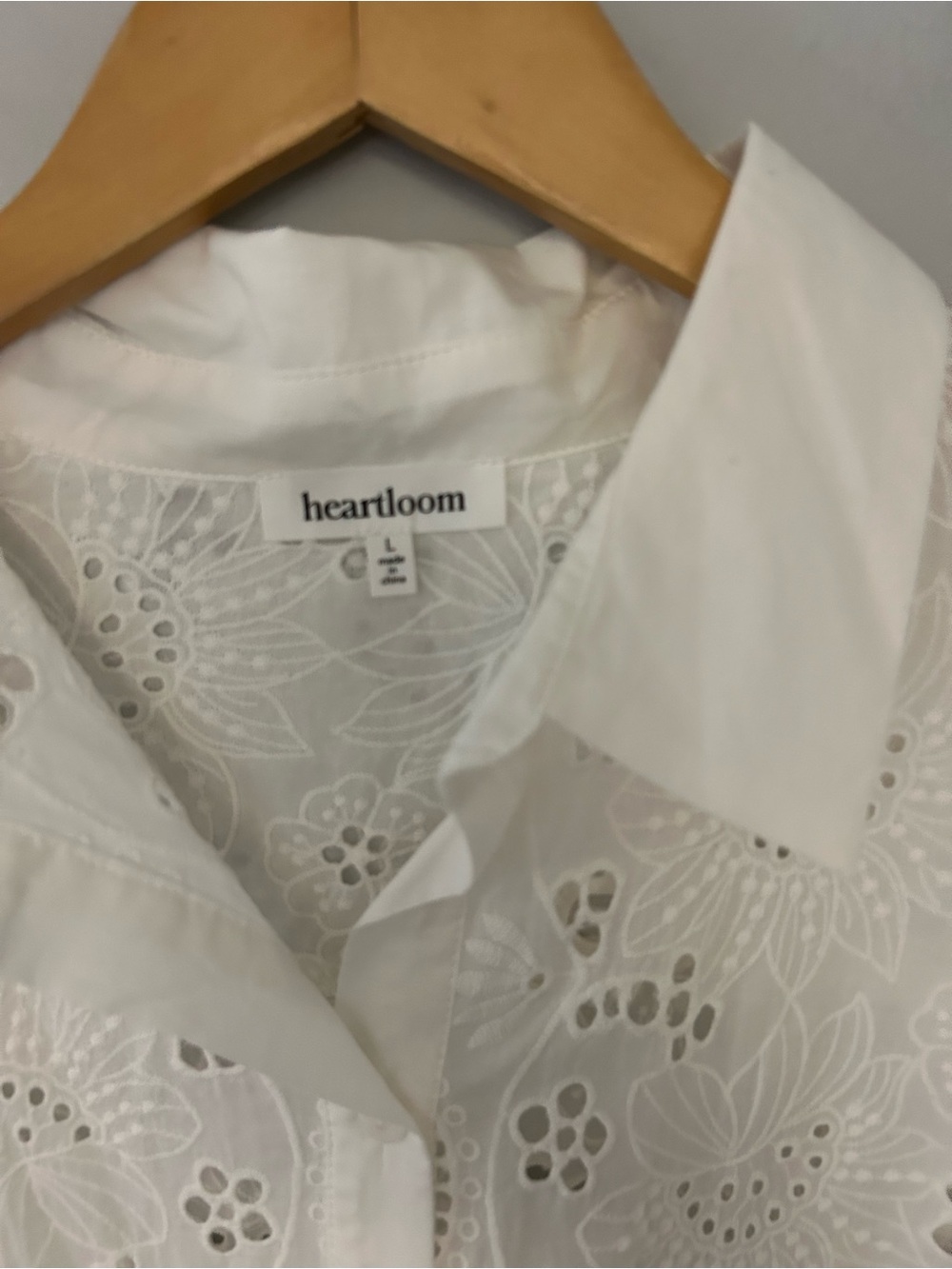 Heartloom Rosie Button Down Shirt Size Large - Picture 6 of 8